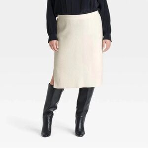 Ava & Viv Tan Ribbed Midi Skirt size 1X. New with tags.
Color:white/cream